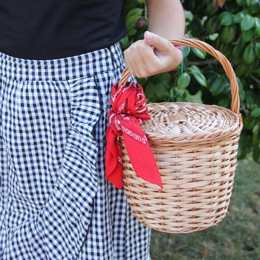 SUTTON PICNIC STYLE BASKET