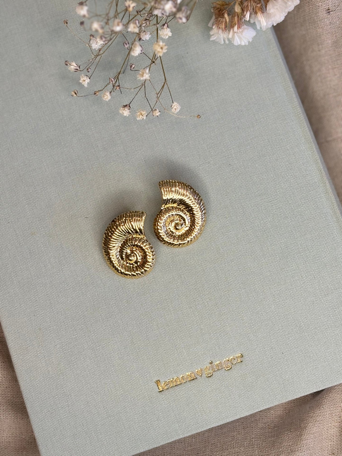 RILEY EARRINGS • GOLD